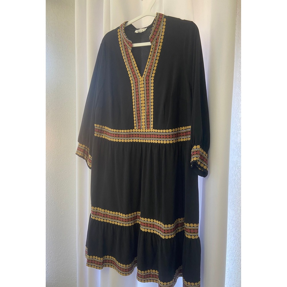 Signature by Robbie Bee Black‎ Embroidered V Neck Midi Dress Plus Size 1X - Picture 3 of 10